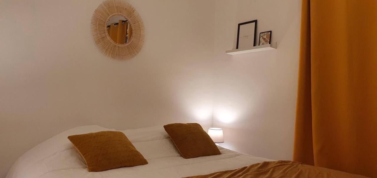 Studio Et Appartement A 2 Pas De La Cite Carcassone Kültér fotó