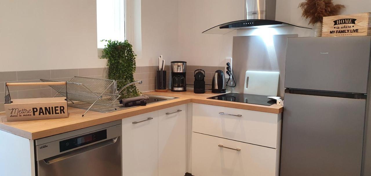 Studio Et Appartement A 2 Pas De La Cite Carcassone Kültér fotó