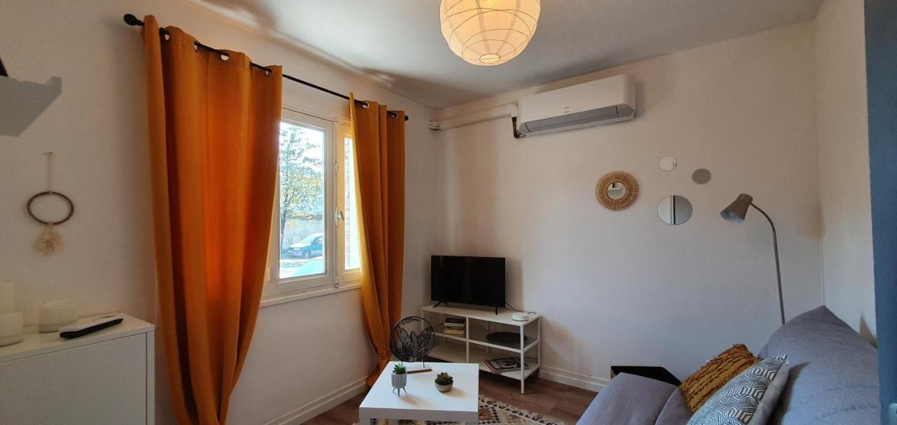 Studio Et Appartement A 2 Pas De La Cite Carcassone Kültér fotó