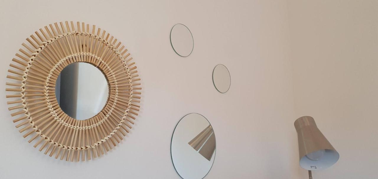 Studio Et Appartement A 2 Pas De La Cite Carcassone Kültér fotó